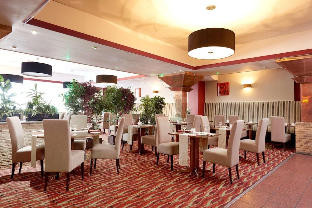 The Hillcrest Hotel Widnes Zewnętrze zdjęcie